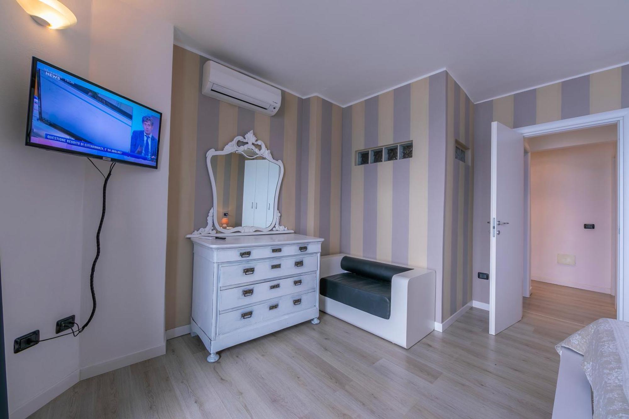 Menaggio Tosca Apartments Екстер'єр фото