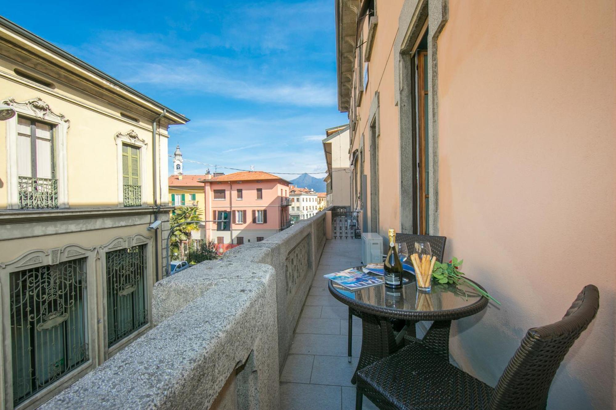 Menaggio Tosca Apartments Екстер'єр фото